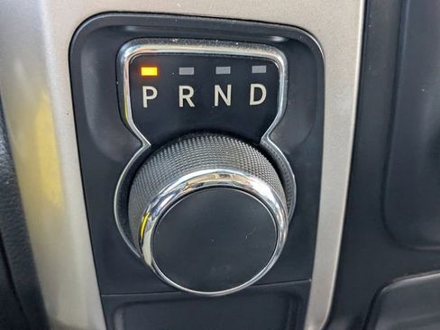 Used 2017 RAM 1500 Classic SLT RWD image 23