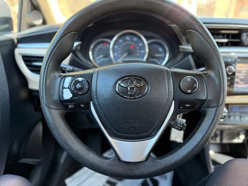 Used 2014 Toyota Corolla LE FWD image 24