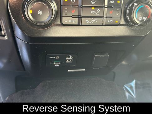 Used 2015 Ford F150 XLT w/ Equipment Group 302A Luxury image 21