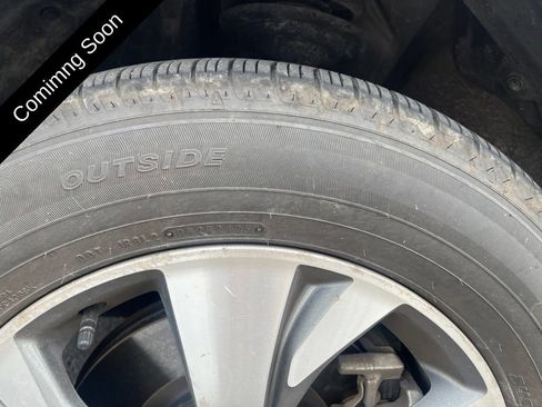 Used 2019 Subaru Ascent Premium AWD/4WD image 37
