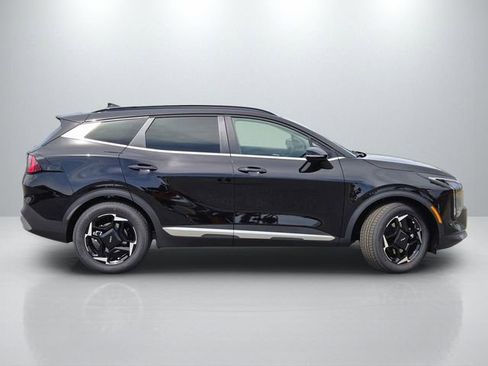 New 2026 Kia Sportage EX FWD image 3
