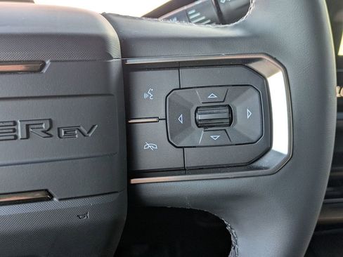 New 2025 GMC Hummer EV 3X AWD/4WD image 18