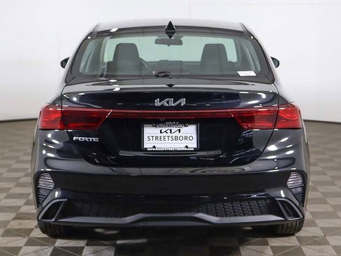 Used 2023 Kia Forte LXS image 10