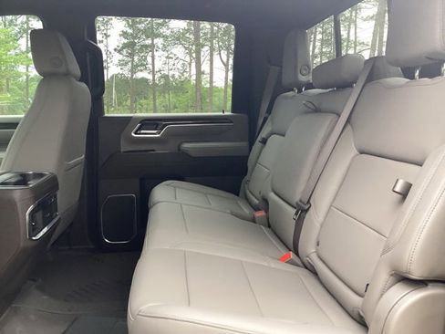 New 2026 Chevrolet Silverado 2500 LTZ w/ LTZ Premium Package image 45