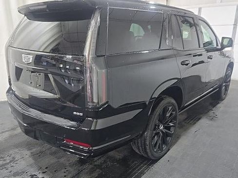 Used 2026 Cadillac Escalade Platinum Sport w/ LPO, ONYX Package AWD/4WD image 3