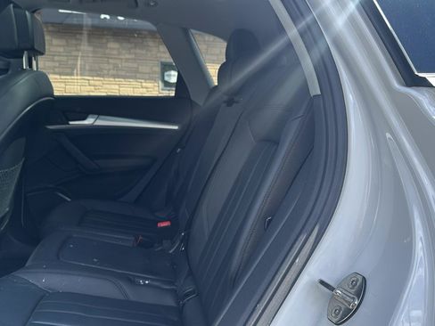 Used 2018 Audi Q5 2.0T Premium AWD/4WD image 28