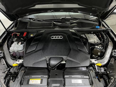 Used 2021 Audi Q7 3.0T Prestige w/ Prestige Package AWD/4WD image 27