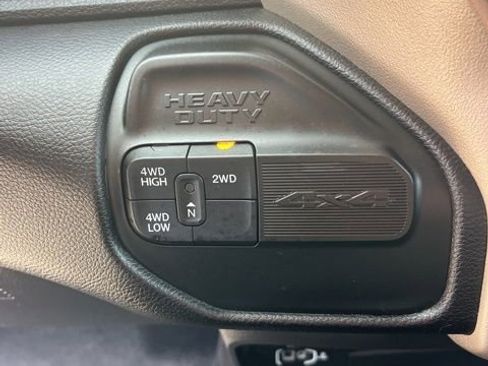 Used 2024 RAM 2500 Laramie w/ Safety Group AWD/4WD image 21