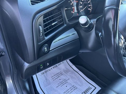 Used 2019 Acura ILX image 8