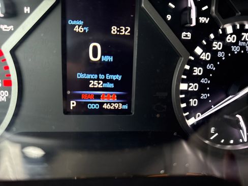 Used 2024 Toyota Tundra SR5 image 16