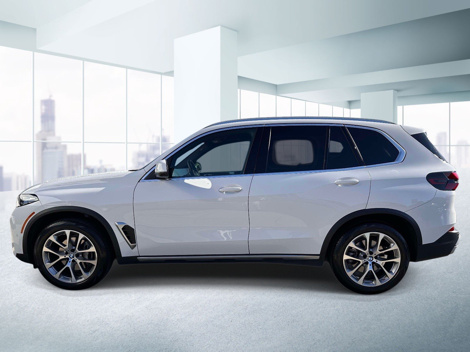 Used 2024 BMW X5 xDrive40i w/ Premium Package AWD/4WD image 2