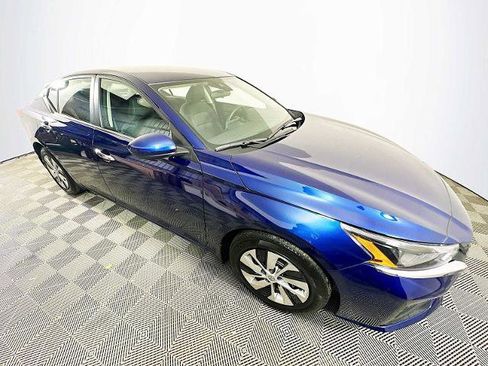 Certified 2023 Nissan Altima 2.5 S image 3