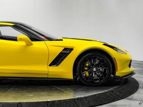 Used 2018 Chevrolet Corvette Z06 image 36