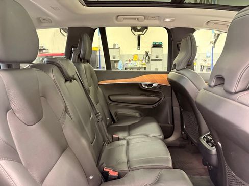 Used 2023 Volvo XC90 B6 Plus AWD/4WD image 27