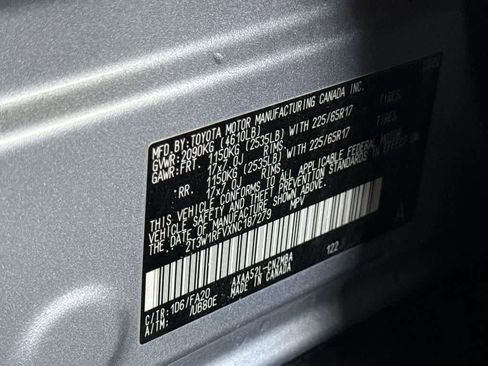 Used 2022 Toyota RAV4 XLE w/ Convenience Package image 29