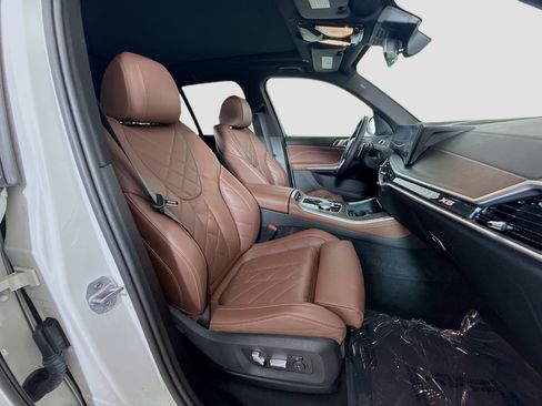 Used 2024 BMW X5 sDrive40i image 29