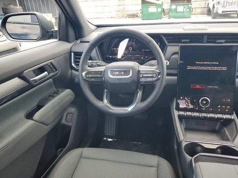New 2026 GMC Terrain AT4 w/ Technology Package II AWD/4WD image 13