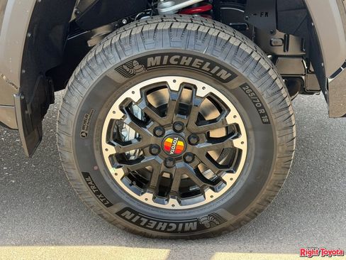 New 2026 Toyota Tundra SR5 AWD/4WD image 11