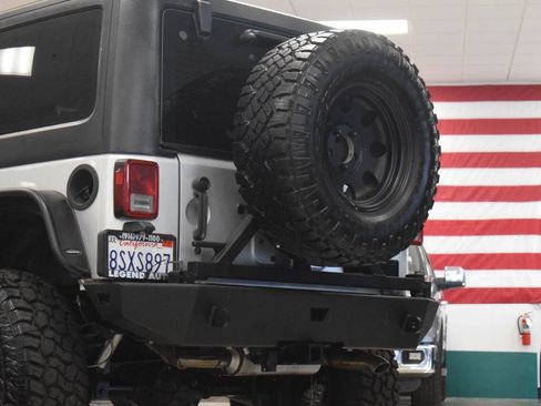 Used 2011 Jeep Wrangler Rubicon w/ Trailer Tow Group AWD/4WD image 27