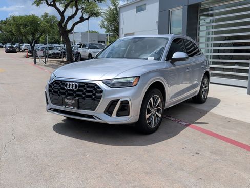 Certified 2023 Audi Q5 2.0T Premium w/ Convenience Package AWD/4WD image 5