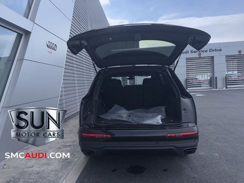 Used 2025 Audi Q7 2.0T Premium w/ Convenience Plus Package image 15