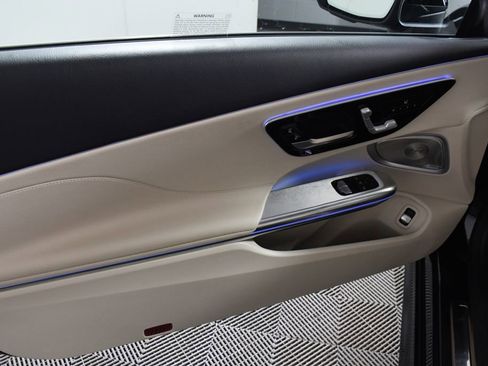 Used 2024 Mercedes-Benz CLE 300 4MATIC Coupe image 14