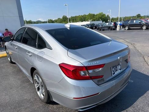 Used 2019 Honda Accord EX image 5