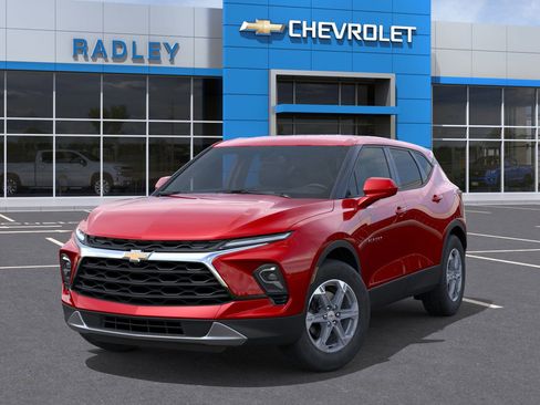 New 2026 Chevrolet Blazer LT image 6