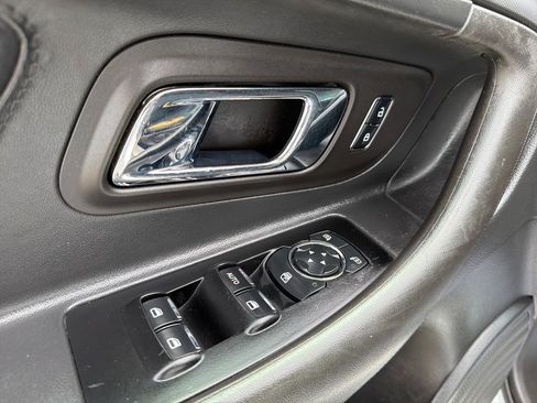Used 2015 Ford Taurus Police Interceptor AWD image 14