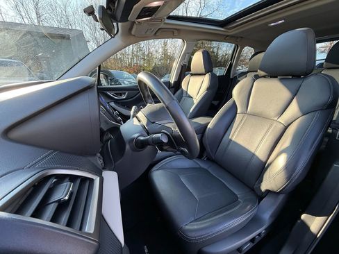 Used 2023 Subaru Forester Limited image 12