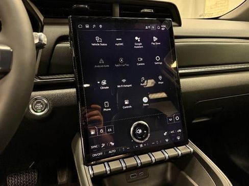 New 2026 GMC Terrain AT4 AWD/4WD image 43