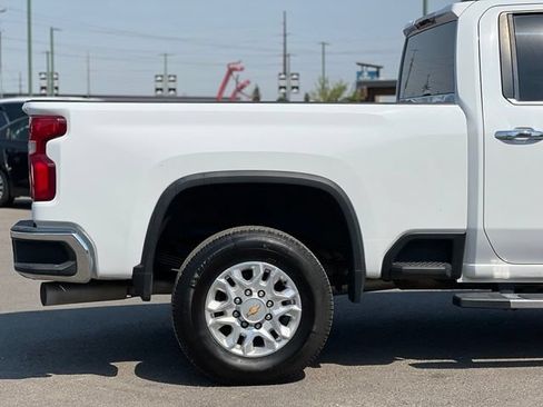 Used 2021 Chevrolet Silverado 3500 LTZ w/ Z71 Off-Road Package AWD/4WD image 9