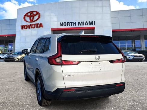 Used 2024 Honda CR-V EX image 3