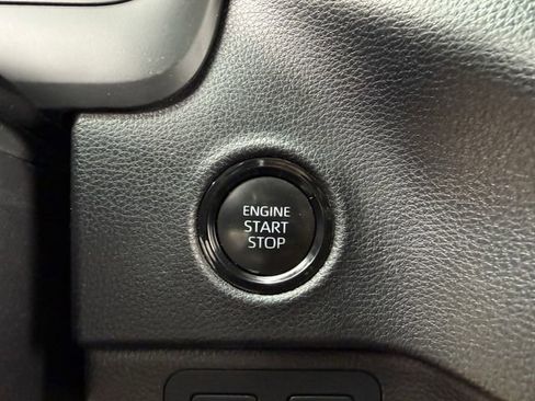 Used 2025 Toyota Tundra SR5 AWD/4WD image 24