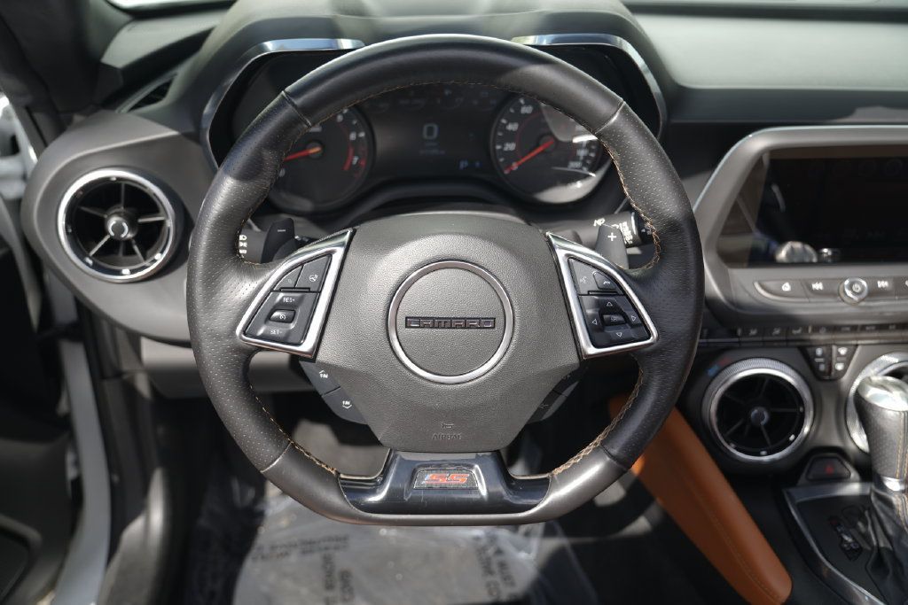 Used 2018 Chevrolet Camaro SS RWD image 37