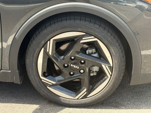 Certified 2025 Kia K4 EX FWD image 12