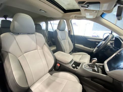 Used 2021 Subaru Outback Limited image 28