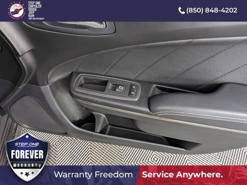 Used 2022 Dodge Charger SRT Hellcat w/ Harman/Kardon Audio Group RWD image 33