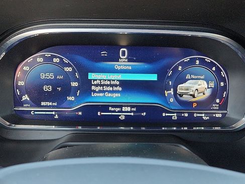 Used 2024 Chevrolet Tahoe High Country image 9