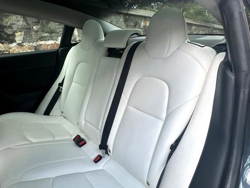 Used 2021 Tesla Model 3 Performance image 48