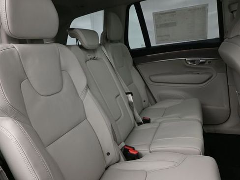 New 2026 Volvo XC90 B6 Ultra w/ Protection Package Premier AWD/4WD image 34