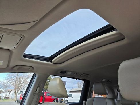 Used 2012 Honda Odyssey EX-L image 24