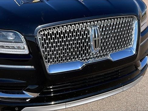 Used 2021 Lincoln Navigator L Reserve w/ Luxury Package AWD/4WD image 31