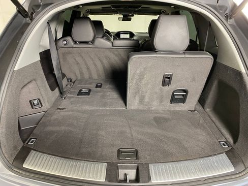 Used 2017 Acura MDX w/ Technology & Entertainment image 34