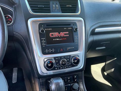 Used 2015 GMC Acadia SLT image 15