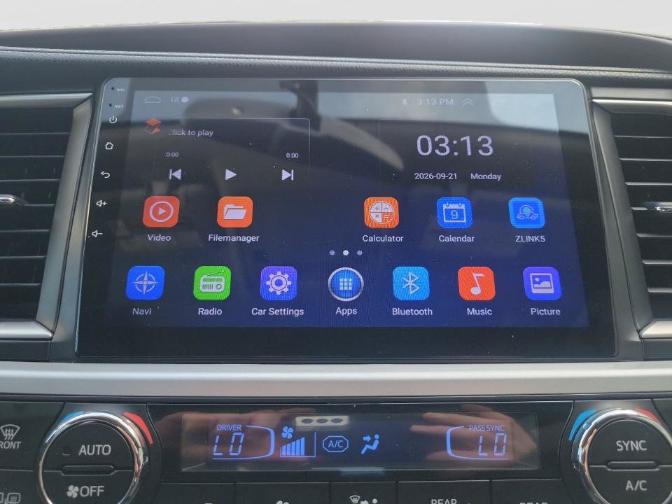 Used 2014 Toyota Highlander XLE FWD image 21