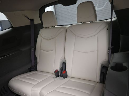 Used 2023 Cadillac XT6 Premium Luxury image 20