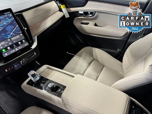 Used 2026 Volvo XC90 T8 Plus w/ Protection Package Premier AWD/4WD image 17