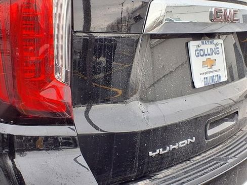 Used 2022 GMC Yukon SLT w/ SLT Premium Package image 27