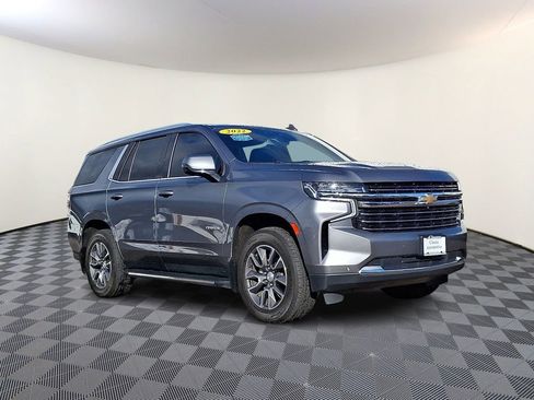 Used 2022 Chevrolet Tahoe LT w/ LT Signature Package image 2